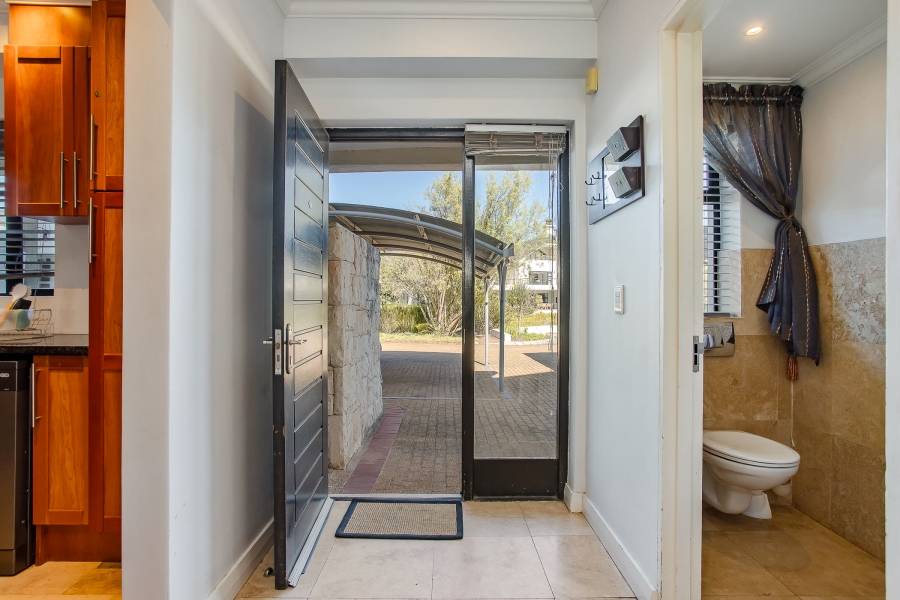 3 Bedroom Property for Sale in Pearl Valley at Val de Vie Western Cape